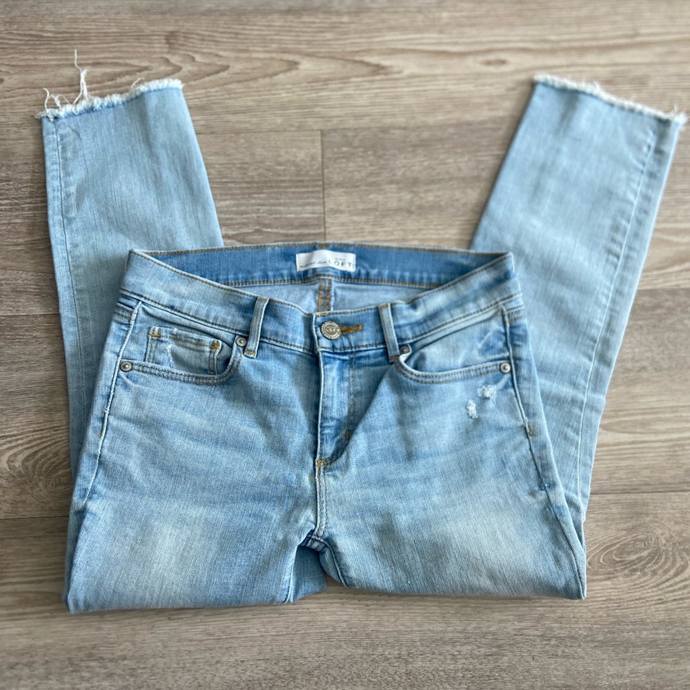 LOFT Modern Skinny Petite - Size 2